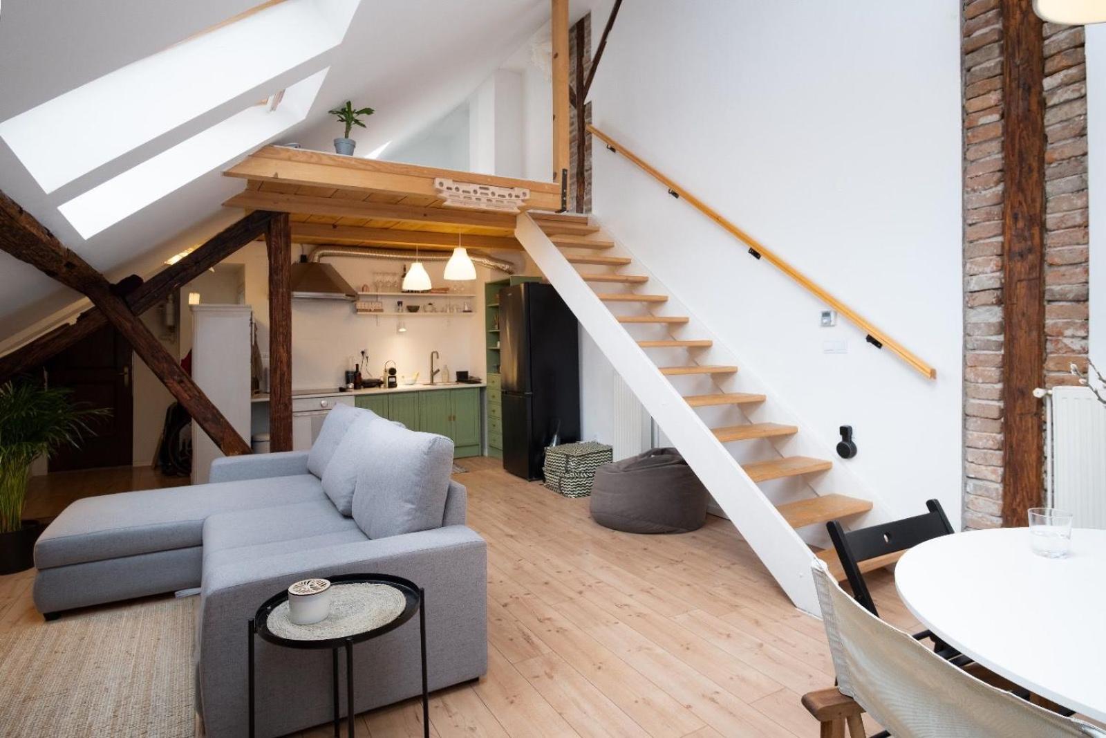 Apartman Art / Peaceful / Historical Center *